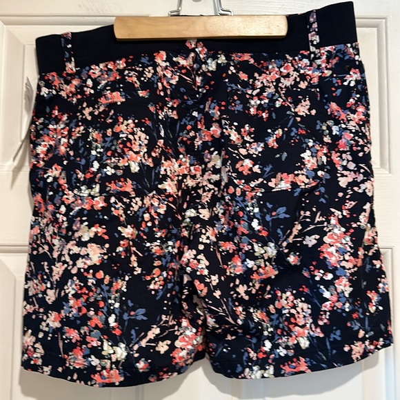 Lee Rider midrise short 12 m NWT - Picture 3 of 5